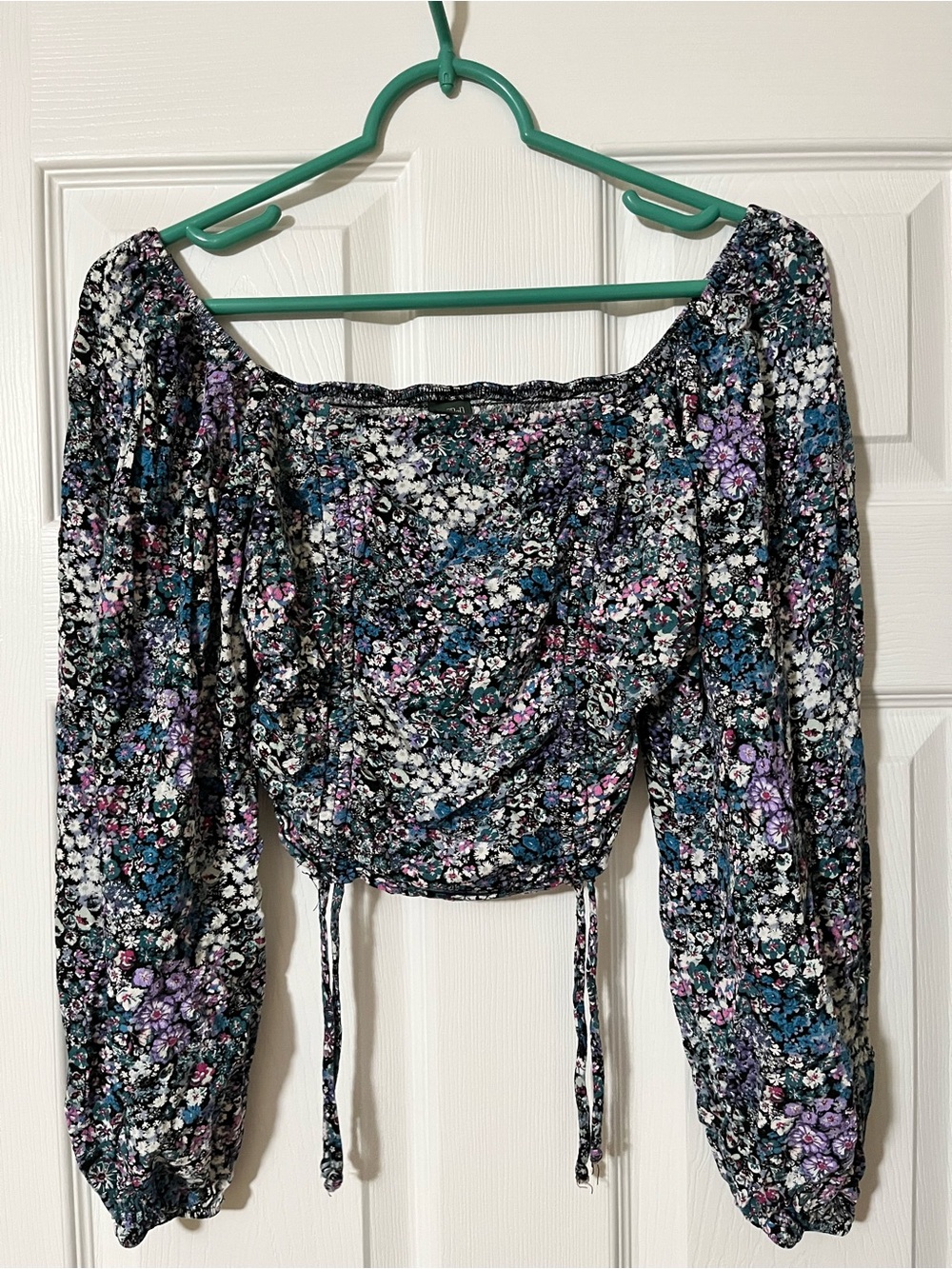 Wild Fable Crop Long Sleeve
